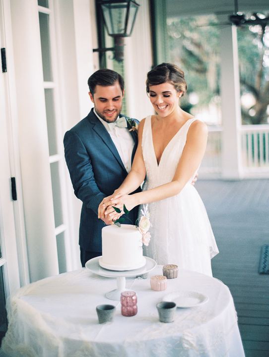 Kimberly's Cakery at the Oldfield wedding